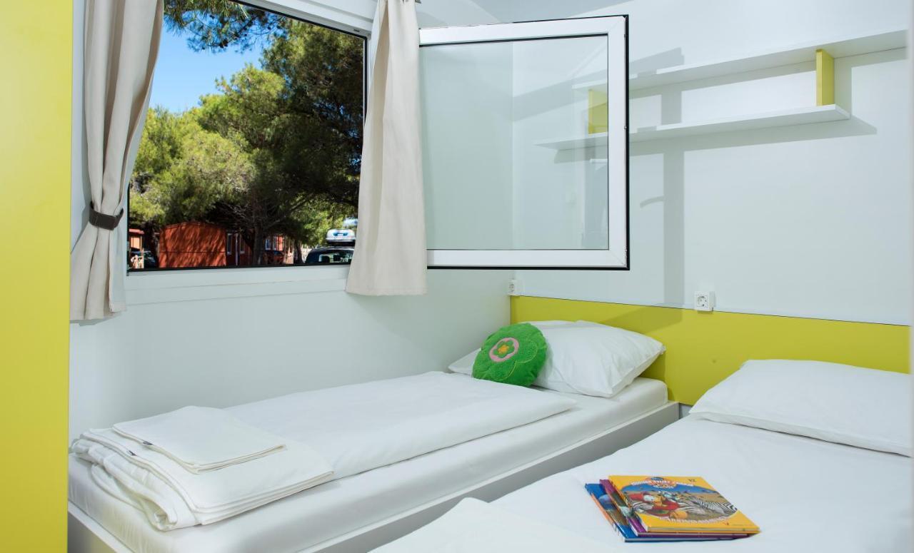 אורביץ Mobile Homes Camp Perna - Adriatic Kampovi מראה חיצוני תמונה