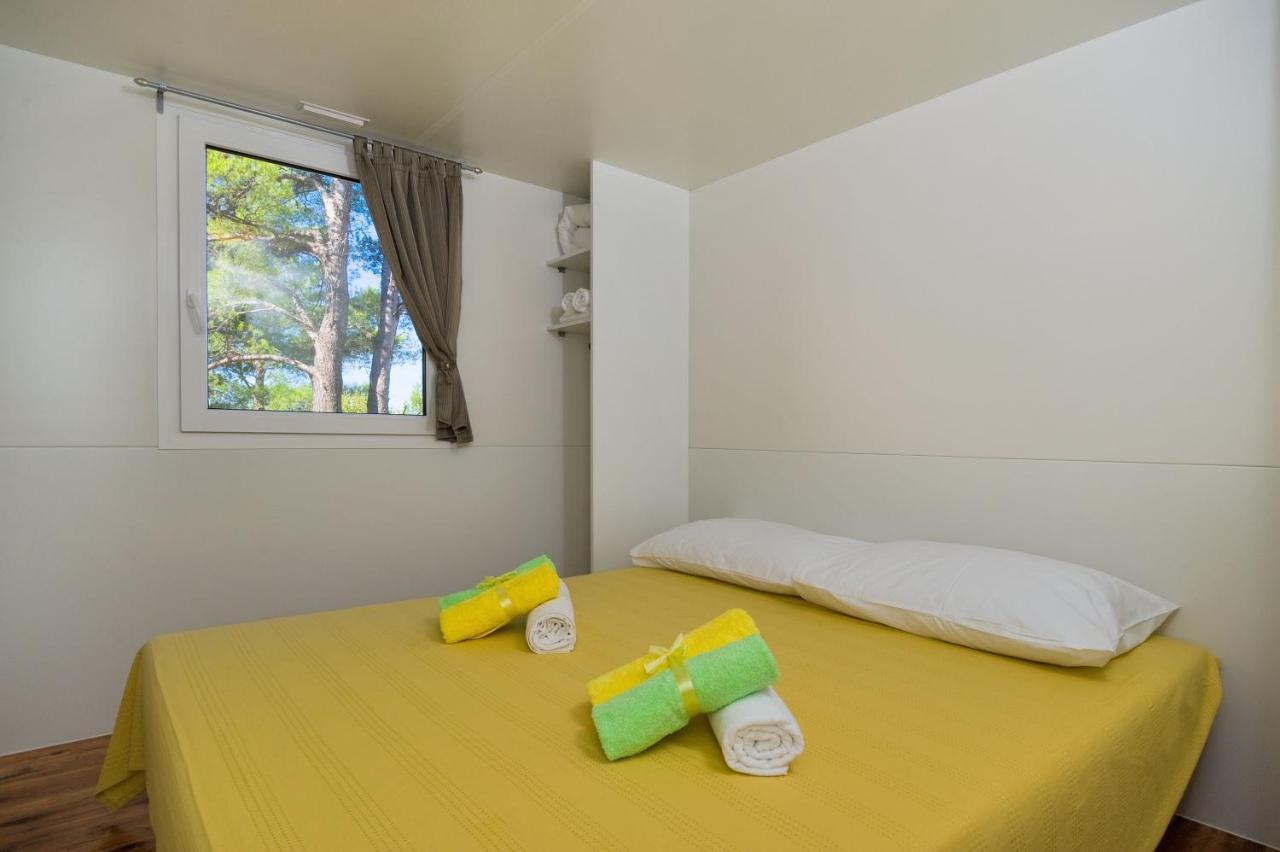 אורביץ Mobile Homes Camp Perna - Adriatic Kampovi מראה חיצוני תמונה