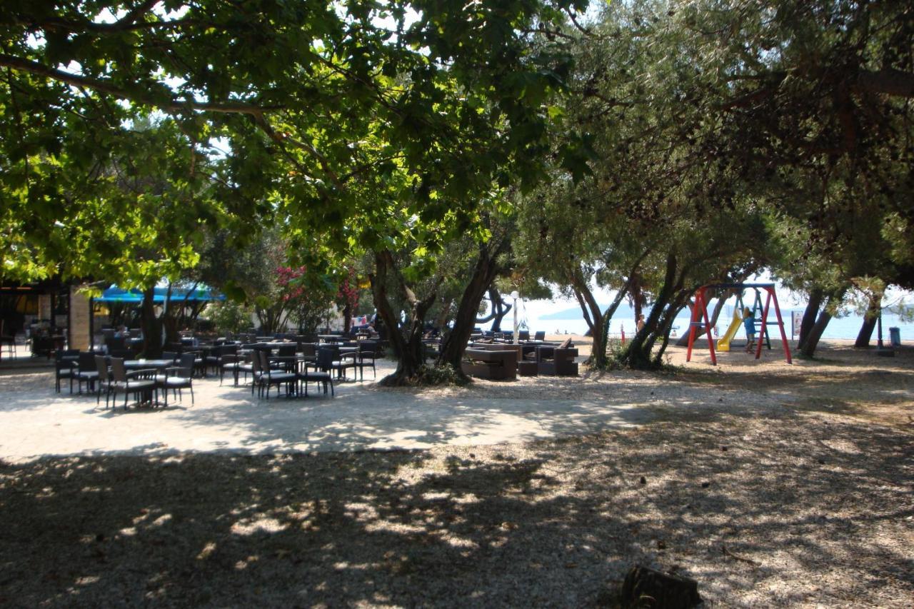 אורביץ Mobile Homes Camp Perna - Adriatic Kampovi מראה חיצוני תמונה