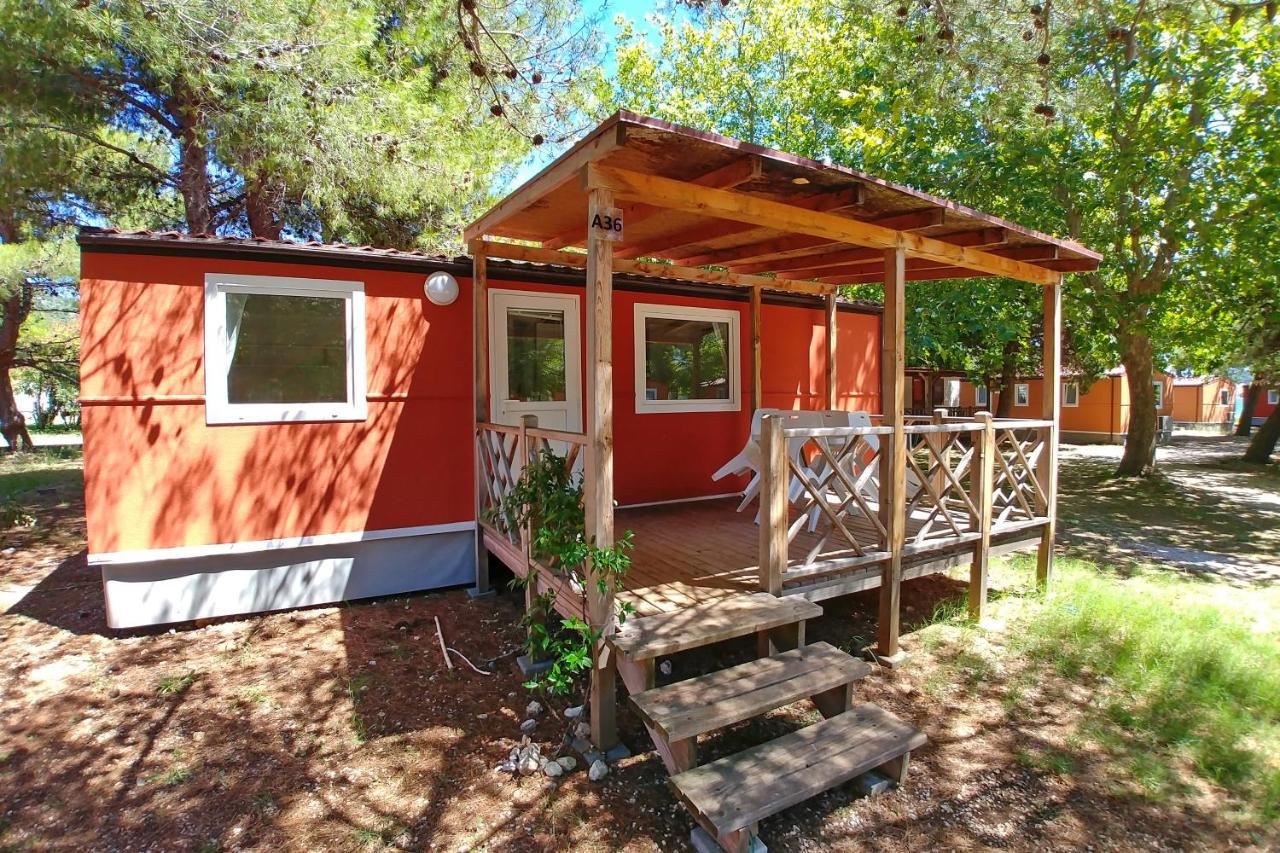 אורביץ Mobile Homes Camp Perna - Adriatic Kampovi מראה חיצוני תמונה